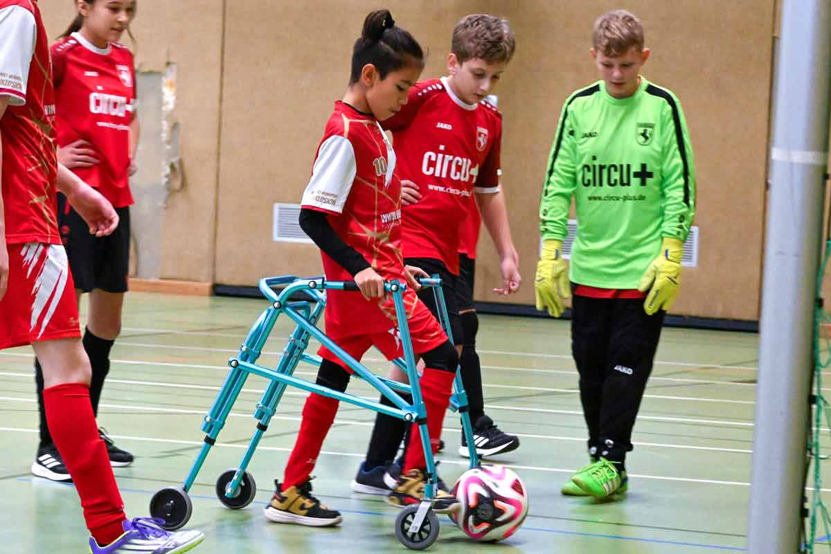 Fairplay in der Inklusion ist wichtig. Ein Spieler wird nicht angefrieffen und kann ein Tor schiessen