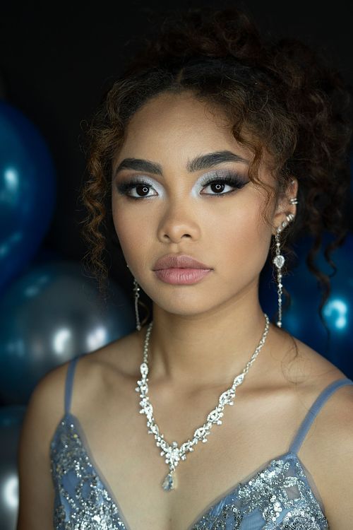 Special event? Girls&rsquo; night? Prom? Creative shoot? Just feelin&rsquo; yourself? There&rsquo;s no wrong time to show up flawless. From lifestyle glam and bold editorial looks to photoshoots and everything in between, I&rsquo;ll create a custom glam that feels like you&mdash;just