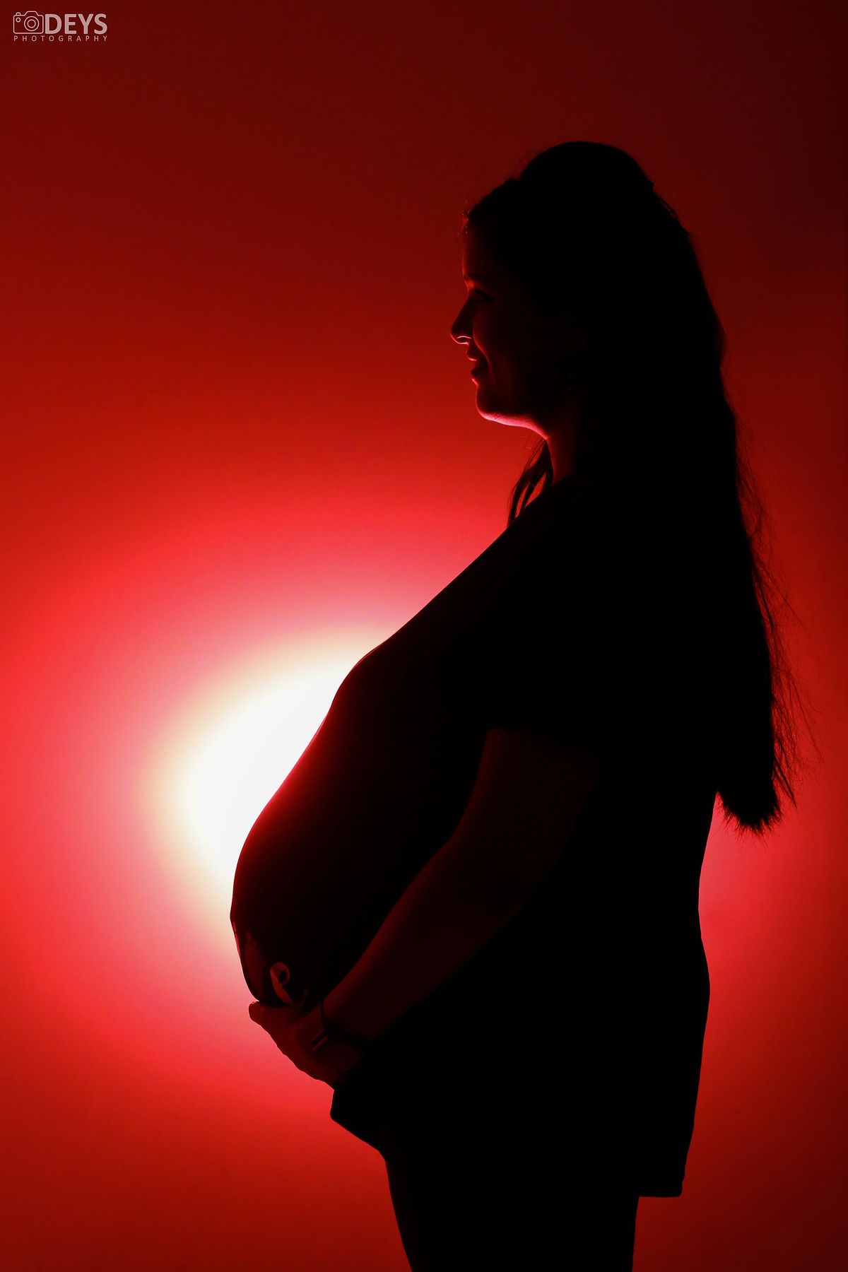 Silhouette maternity photoshoots in Delhi NCR