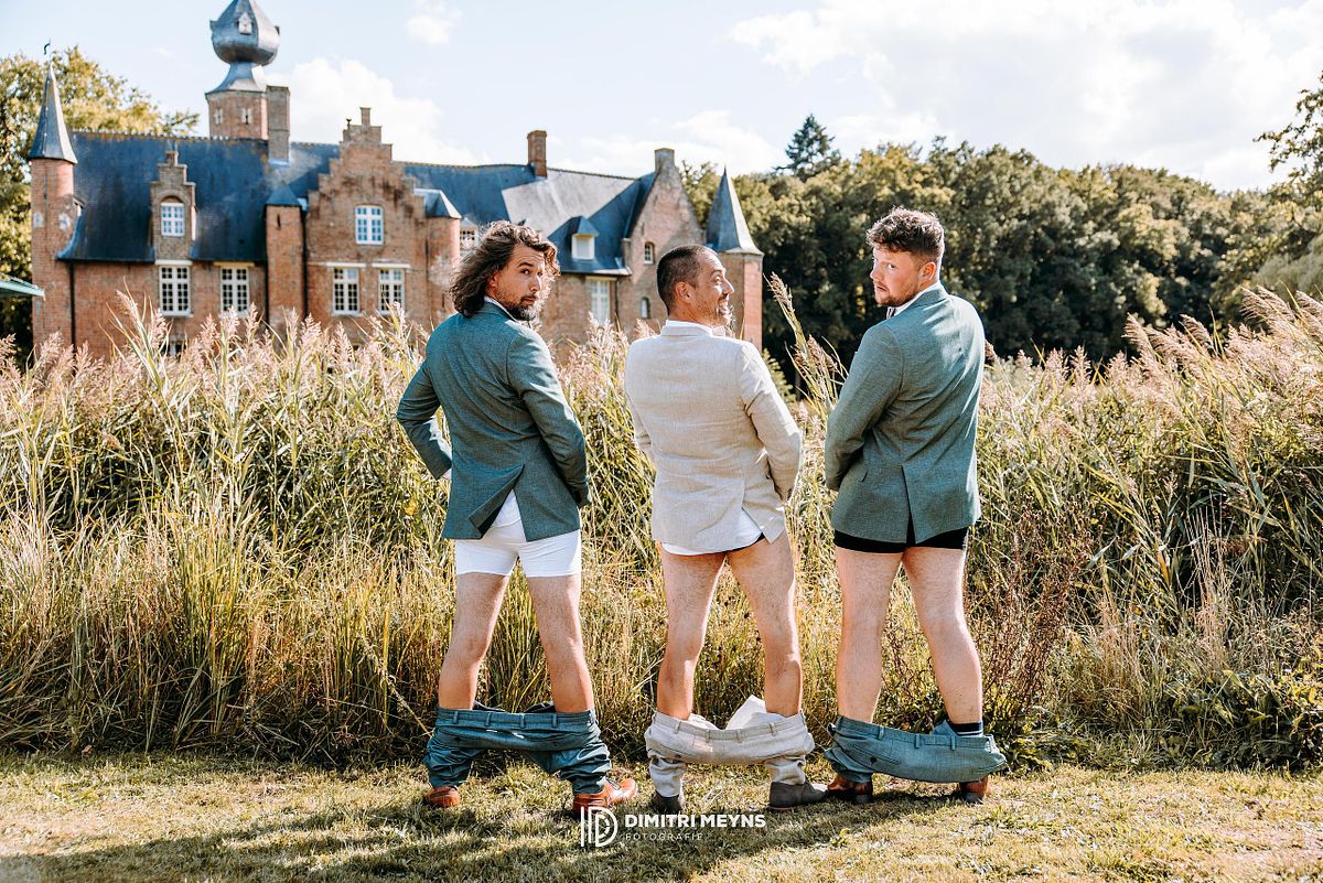 Spontane trouwfotograaf - Ludieke foto tijdens groepsfoto's