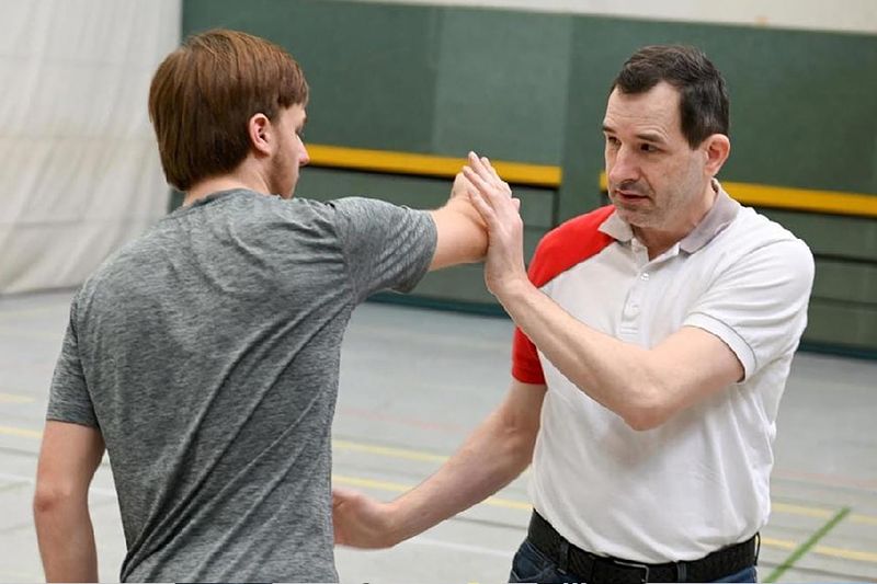 DFL-Stiftung unterstützt Selbstverteidigungskurs der Ibbenbürener Kickers