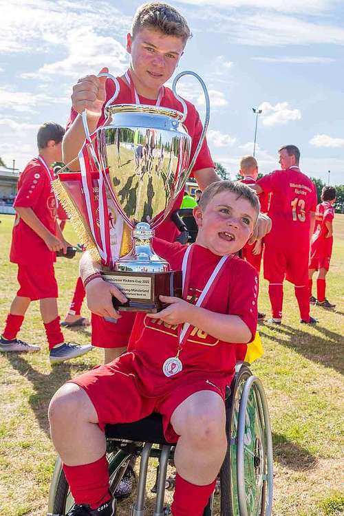 Inklusion im Fu&szlig;ball &ndash; bei uns spielen alle mit