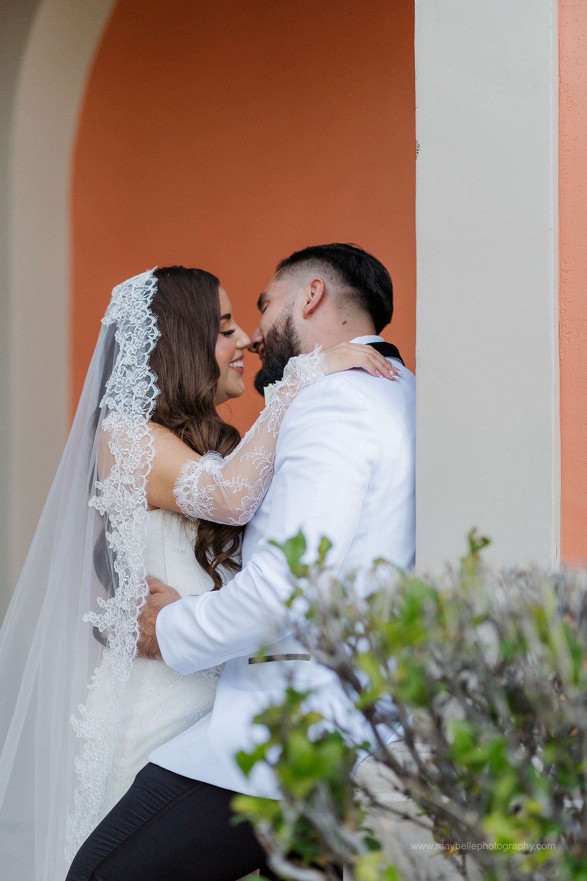 Husband and wife portraits at Siena Golf Club in Las Vegas, timeless wedding photography