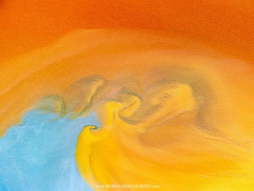 Blaue Welle trifft auf Orange