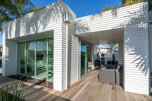 Package 1 &ndash; Family Home Showcase