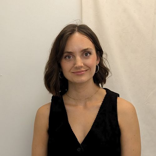 <b>Isobel Letham is a Scenic Artist based in South Yorkshire & the East Midlands</b>
