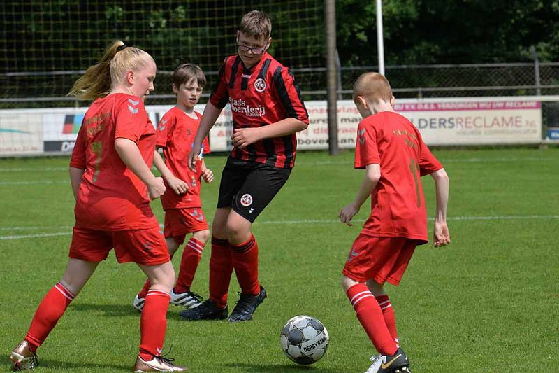 Fußballspaß beim Turnier in Nijverdal 2024, NL