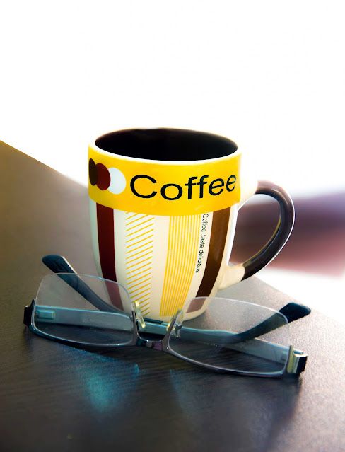 Photographer's bad habits. Leave it please.