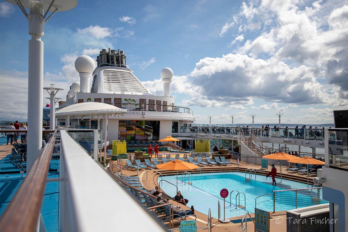 Tara Fincher - Montana Lifestyle & Wedding Photographer