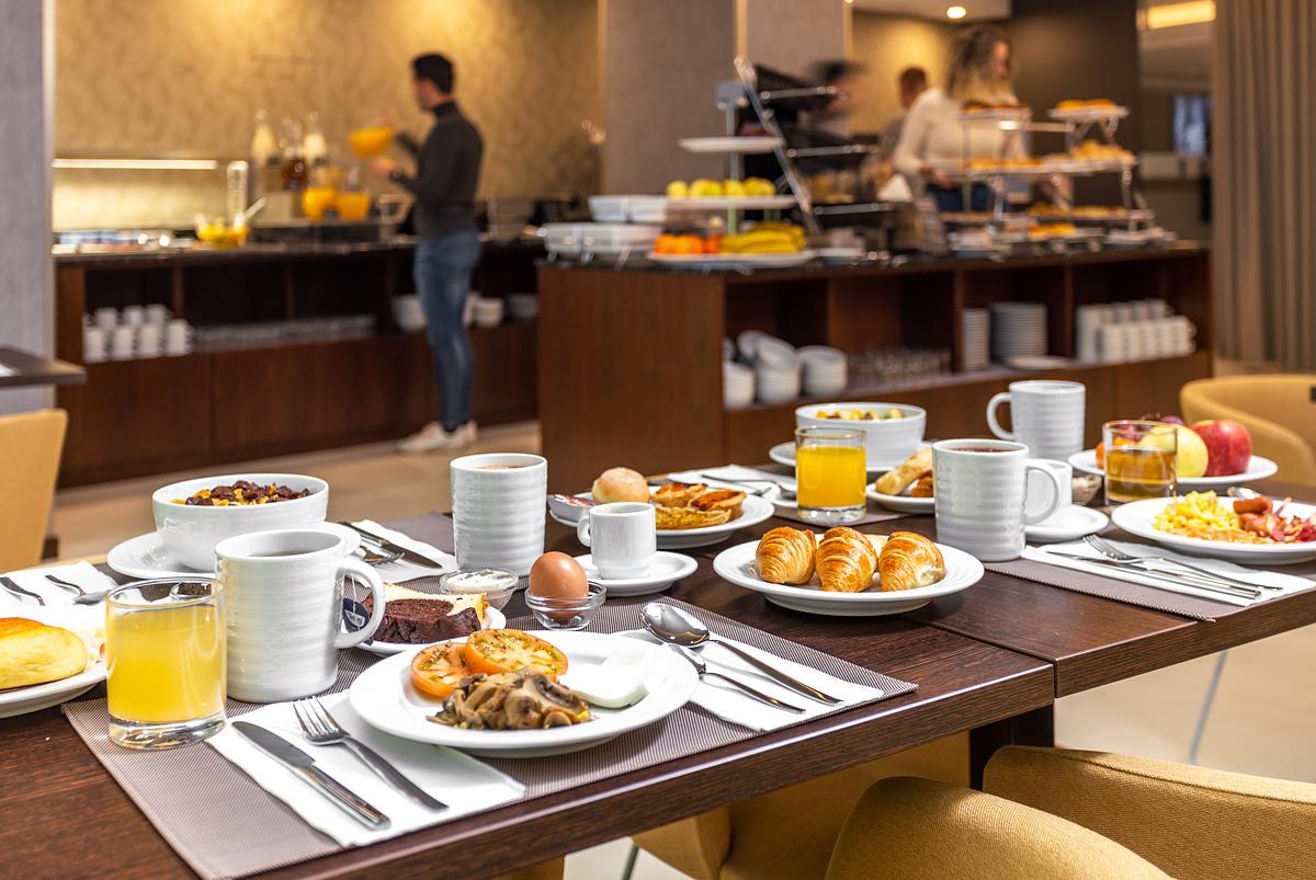 pequeno-almo&ccedil;o do Empire Marqu&ecirc;s Hotel