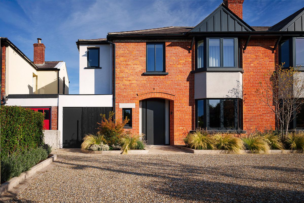Dublin Residential Renovation by Ambient Architects