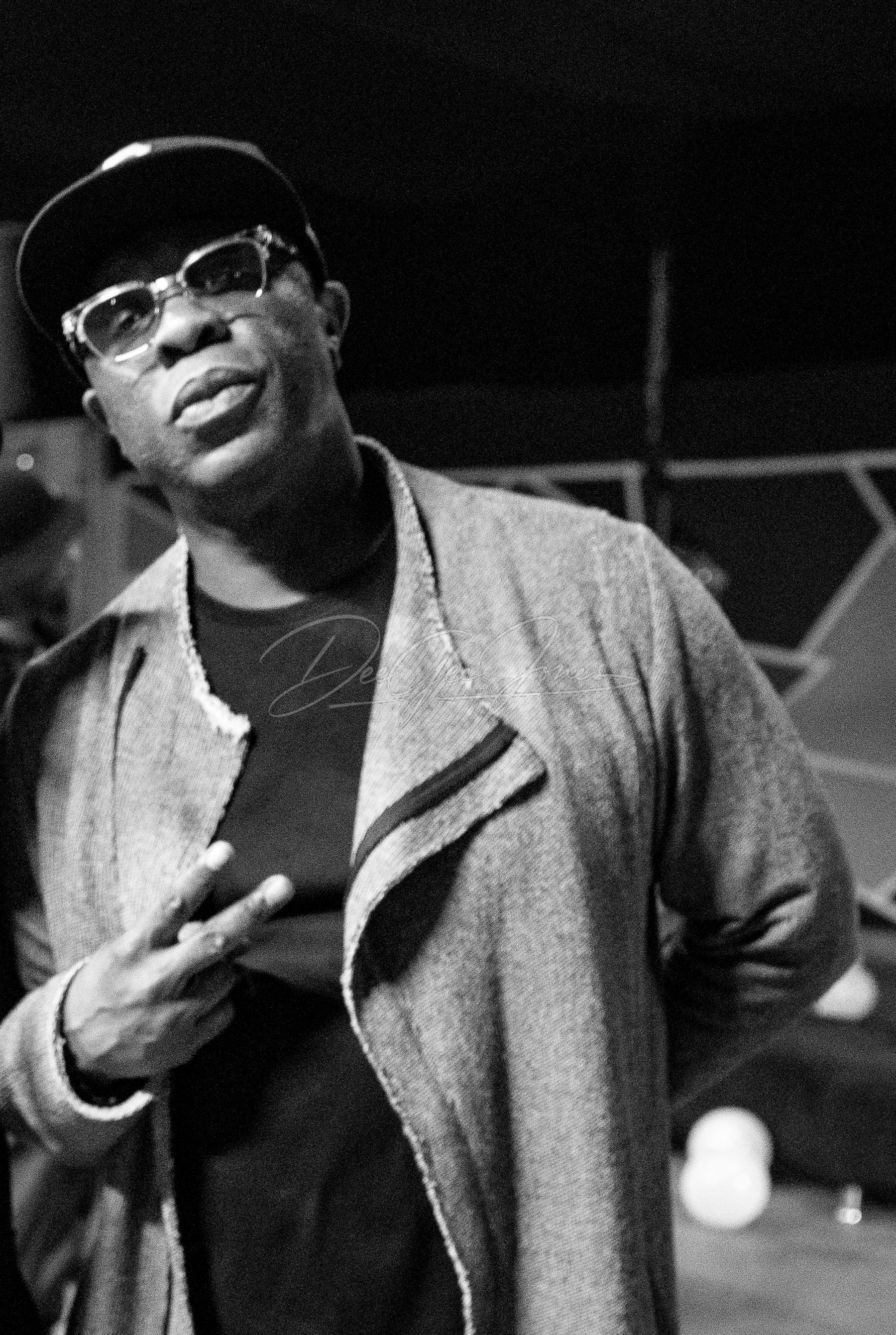 Foesum, The Twinz , The Dove Shack