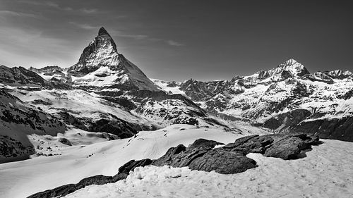 Berglandschaft mit Matterhorn