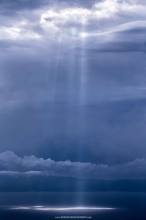 Dramatische Sonnendurchbrüche