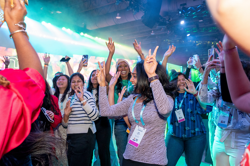 How to Measure ROI from Corporate Event Photography