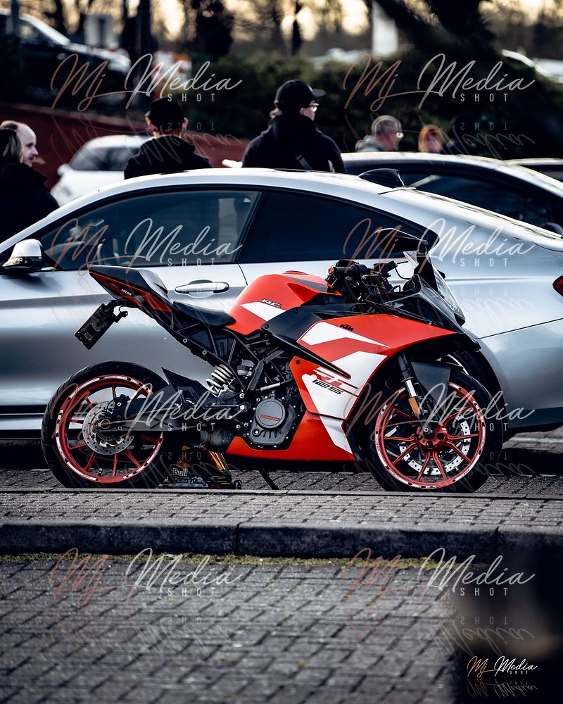 EASTER SUNDAY WITH A10MEETS