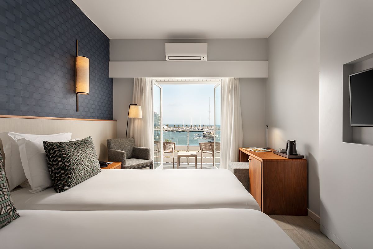 Quarto Vista Mar Hotel Ba&iacute;a Cascais