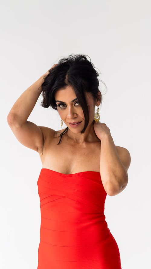 Creative-angle studio portrait of Umangi with softbox and strobe lighting — digital lifestyle photography by David Andrade, Los Angeles
