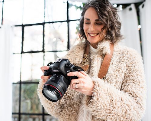 hey, I am Erna Drion