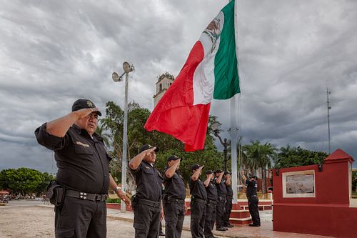 UP THE FLAG FOR ESPITA AND YUCATAN I - ARRIBA LA BANDERA POR ESP
