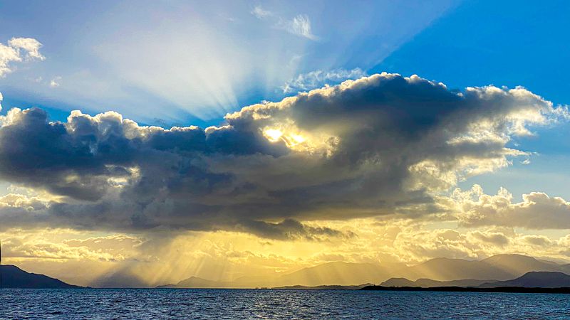 Studioet opnar kl 12:00