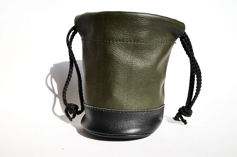 Skins: Siluk Drawstring Leather Camera Lens Pouch