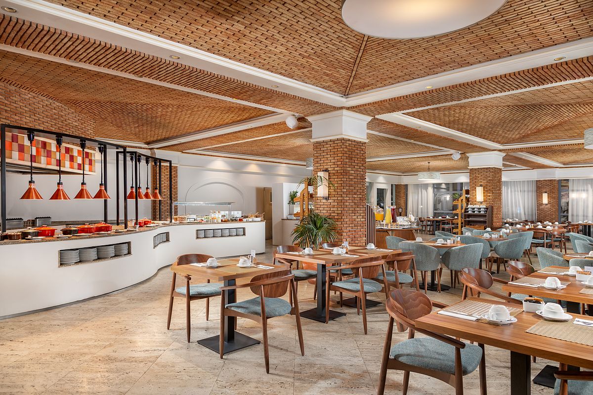 Fotografia de no Grande Real Santa Eulália Resort Hotel & Spa, ideal para marketing hoteleiro.