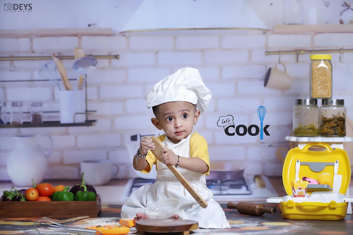 Photoshoot 1st birthday indoor in Meerut kitchen theme