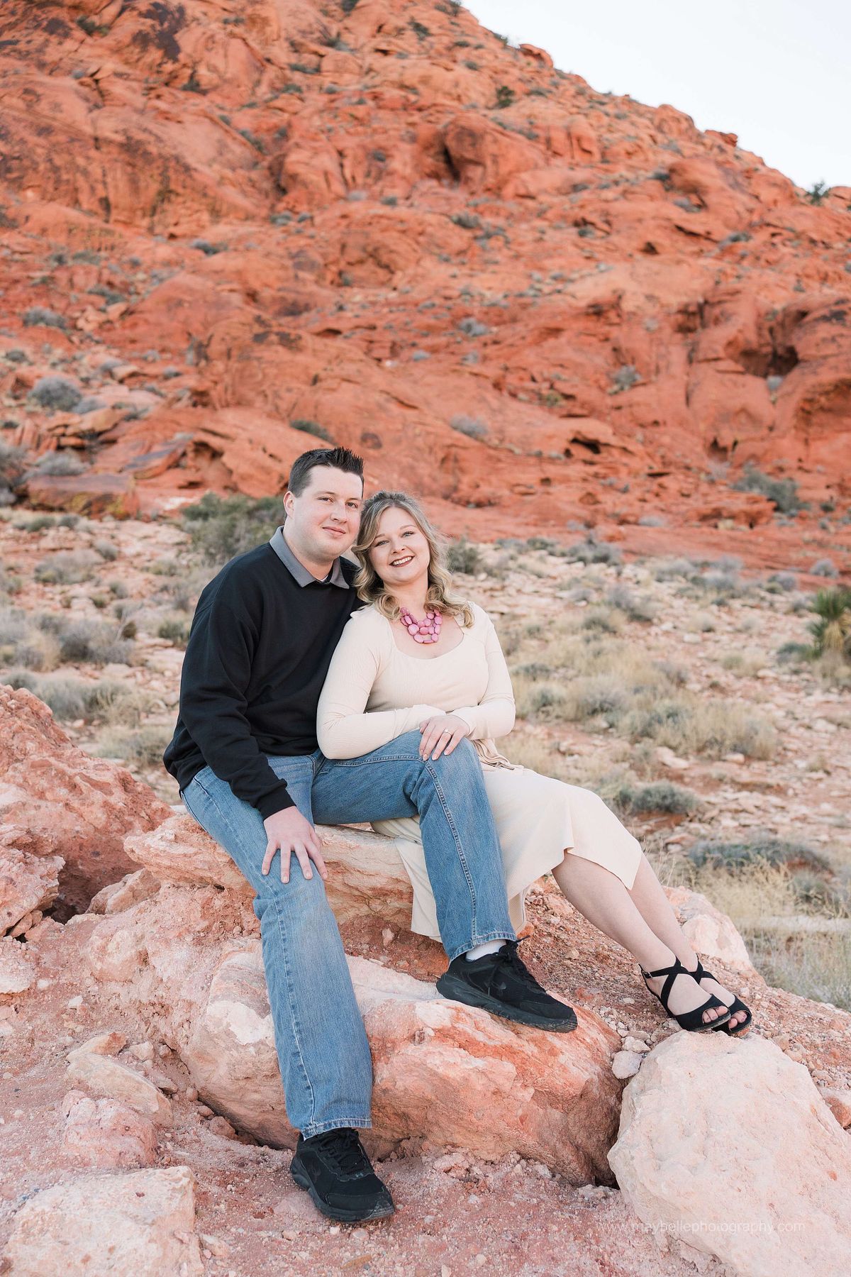 Red Rock Canyon, Las Vegas Nevada Engagement Photoshoot