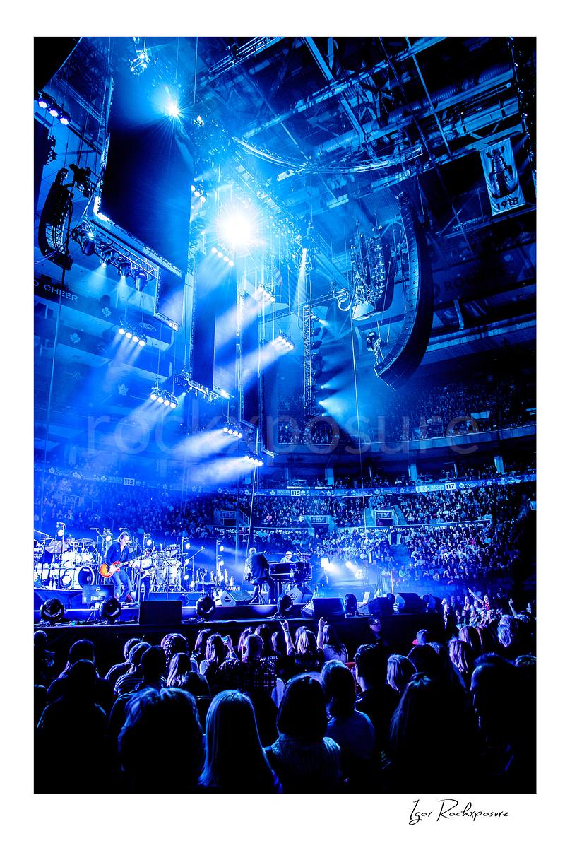 BILLY JOEL