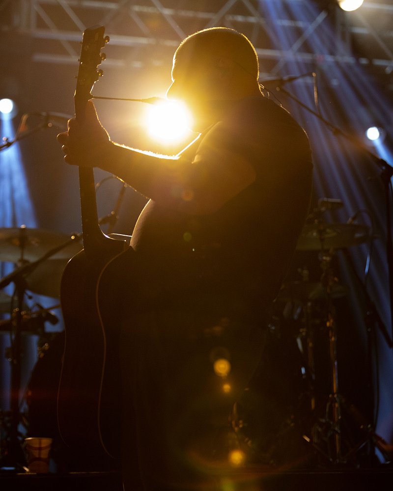 LIVE MUSIC