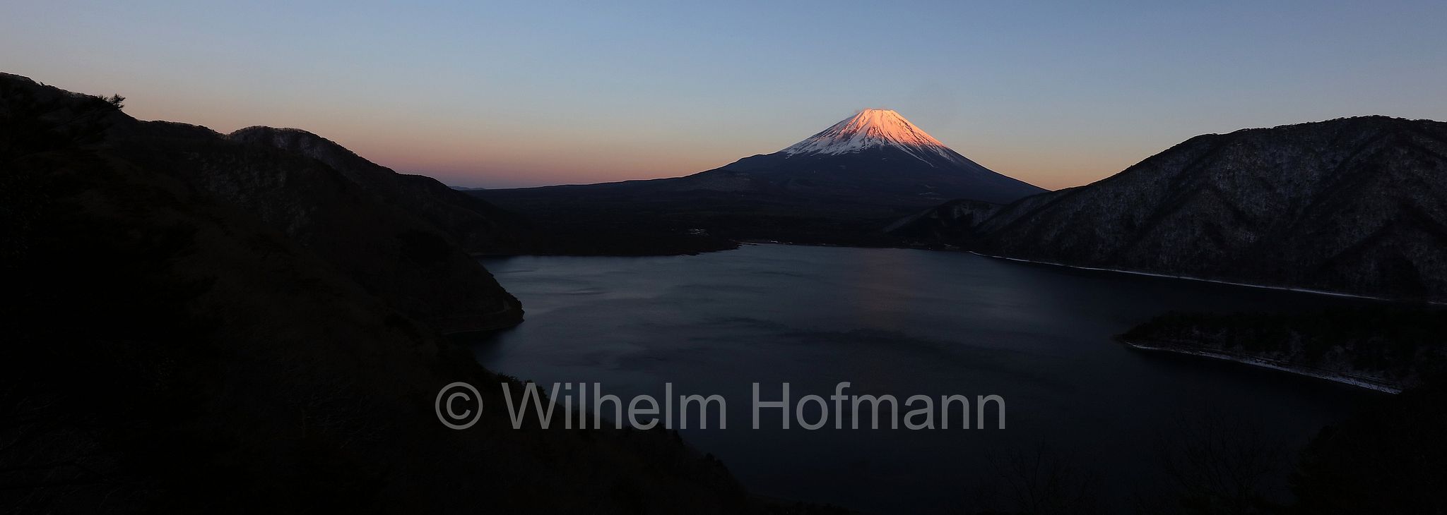Mount Fuji, Fuji, Fujisan, Fuji-Yama, Lake Motosu, Motosu-See, Nakanokura Pass View Point, Honshu, Japan
