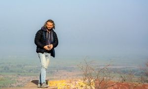 Capture PORTRAIT in the natural light.