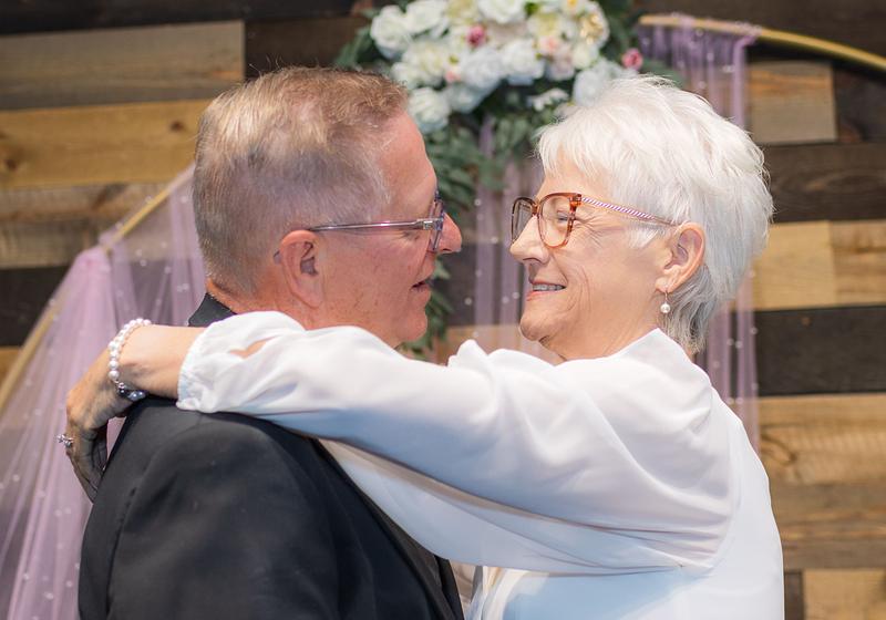 Top 5 Mistakes to Avoid When Hiring a Wedding Photographer