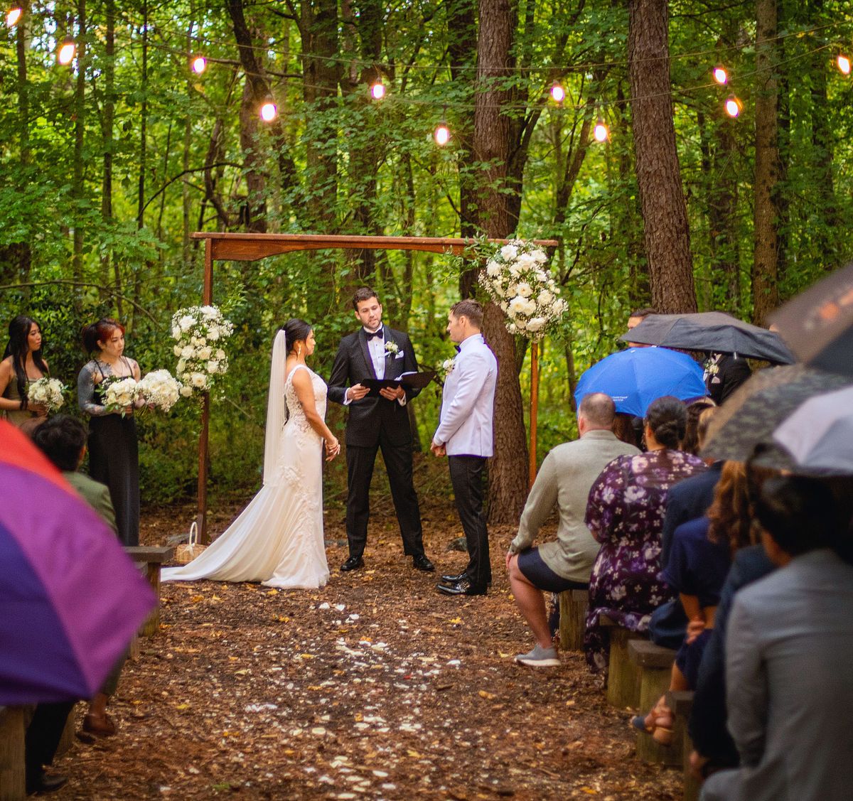 woodland wedding ceremony, kylan barn